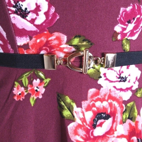 CRAVE Fame Floral Dress EUC ❤️ - Picture 10 of 11